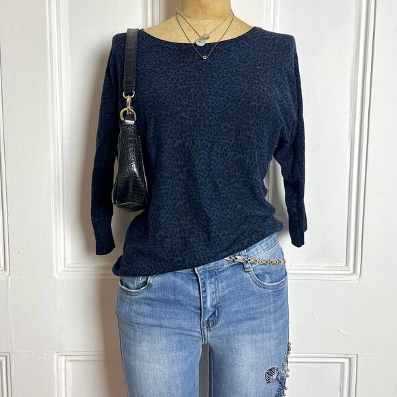 DKNY leopard print 3/4th sleeve leopard print navy batwing style sweater size S - Picture 1 of 8